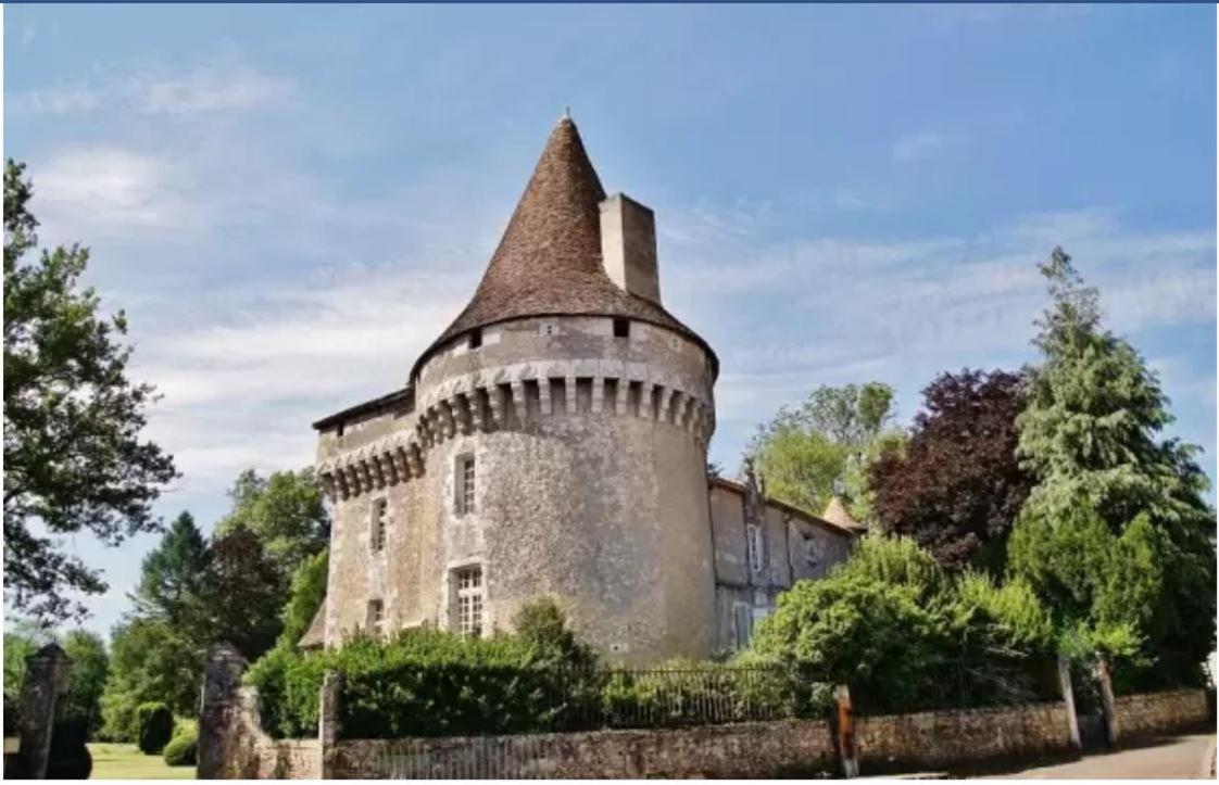 Chez Sarah - L'Escapade Javerlhac-et-la-Chapelle-Saint-Robert Exterior foto